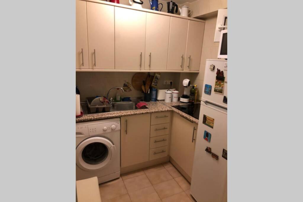 Cosy Apartment 5 Min From The Beach , Sea View Benidorm Kültér fotó